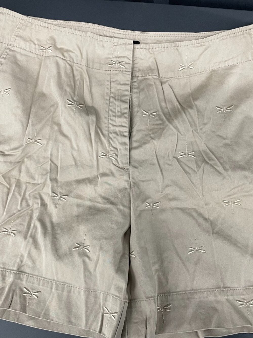 Talbots Khaki Dragonfly Embroidered Bermuda Shorts Size 16